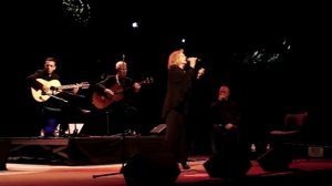 Fado - Maria da Fé - Valeu a Pena