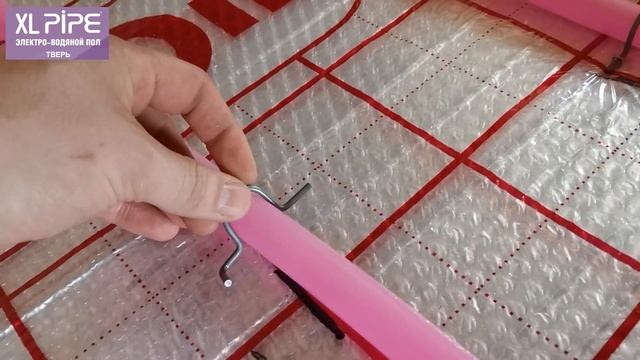 Монтаж системы отопления XL pipe в бане. Новый способ крепления трубы. смотреть онлайн