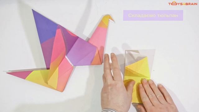 Відеоінструкція зі складання моторизованої Пташки-оригамі 4М від тата Євгена