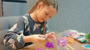 Обзор SuperBox Glue. Делаем слаймы своими руками!