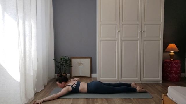Йога и растяжка  грудная клетка и плечи  дыхание и движение