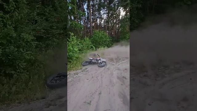 "КАК ПРАВИЛЬНО ПАРКОВАТЬ МОТОЦИКЛ" #enduro #moto #pitbike