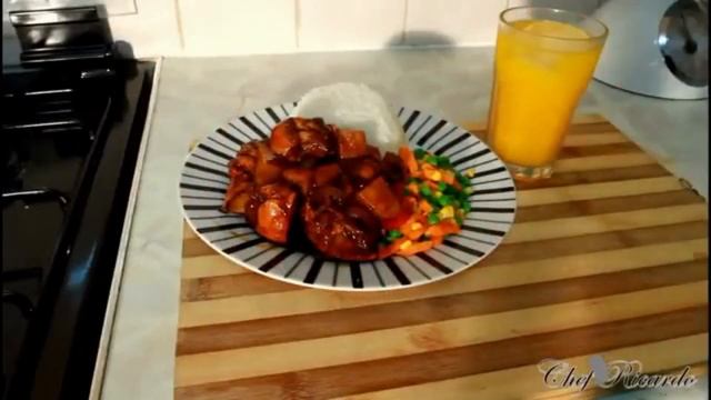 10 Popular Jamaican Foods