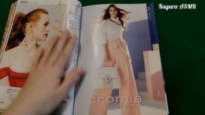 Асмр листание журнала, жевание жвачки, тихий голос и шёпот.