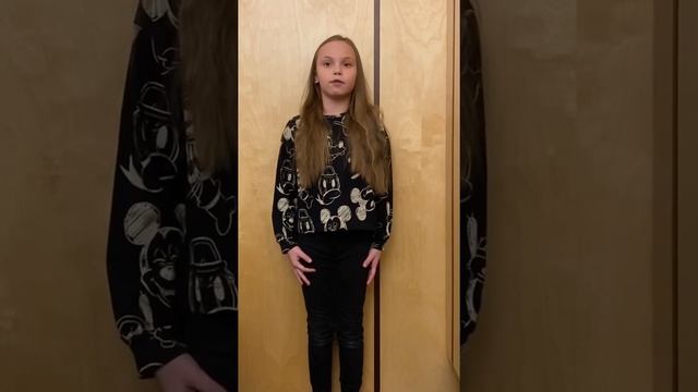 Блокадный Ленинград у Монумента «Разорванное кольцо»