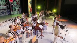 Ion Paladi si  Orchestra "Lăutarii" - Numai tu cucule știi