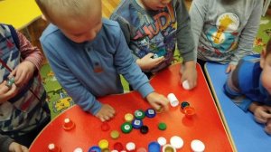 Акция Волшебная крышечка, младшая группа Непоседы