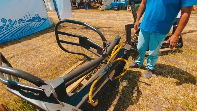Захват круглых тюков производства "TEHNO A"