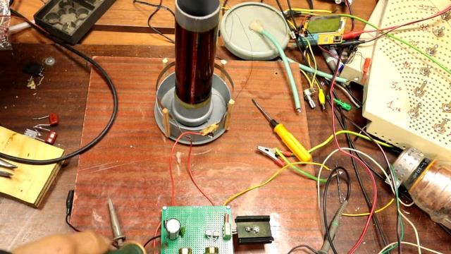 ДИ#14. Разрядником качера-Теслы транзистор защити. 2024.02.01