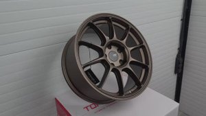 Topwheels GT03 17 7.5J +36 5X112 66.6 вес 7,6kg Satin Bronze