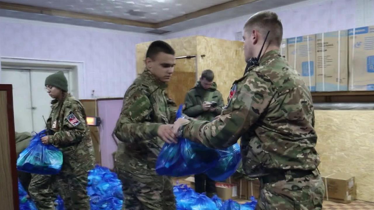 ОНФ доставил гумпомощь в освобожденные населенные пункты Донецкой народной республики