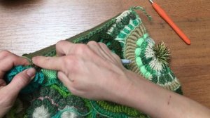 Шапка крючком в технике фриформ #фриформ #вязаниекрючком #freeform