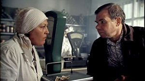Человек и муравей. Отрывок из фильма "Не стреляйте в белых лебедей"