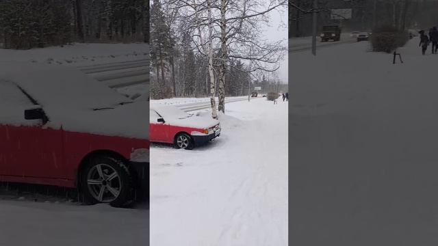 прогулка в снегопад по Новоуральску