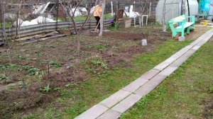 После замены двух тазобедренных суставов. Жизнь продолжается. Начало дачного сезона 2022.