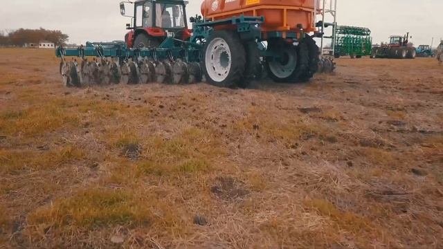 Обзор флагманских орудий на ежегодном демонстрационном показе техники от ПГ ЮМЗ