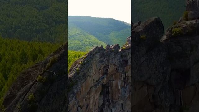 Река Анюй и Анюйские столбы ( или скалы Надге)😍 Подпишись❤️ #тайга #жизньвдеревне #shortsvideo смотреть онлайн