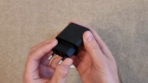 Samsung 45W power adapter (EP-T4510) - Unboxing and Presentation