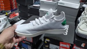 SALE UP TO 70% OFF | DUBAI OUTLET MALL | NIKE, ADIDAS | Cheapest Shoes Store in Dubai