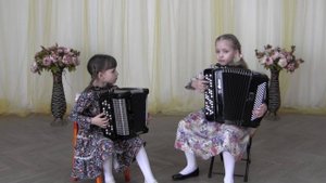 Дуэт: Кливитенко Алёна и Настя, 7, 9 лет