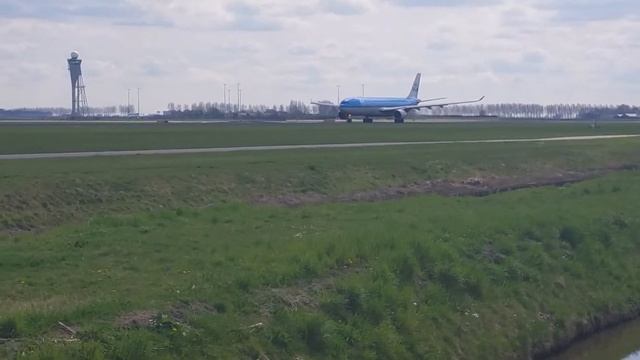 KLM PH-AKE A330-300 take off polderbaan schiphol смотреть онлайн