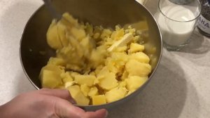 Простая вкусняшка из картохи и фарша - готовим картофельно-мясную запеканку