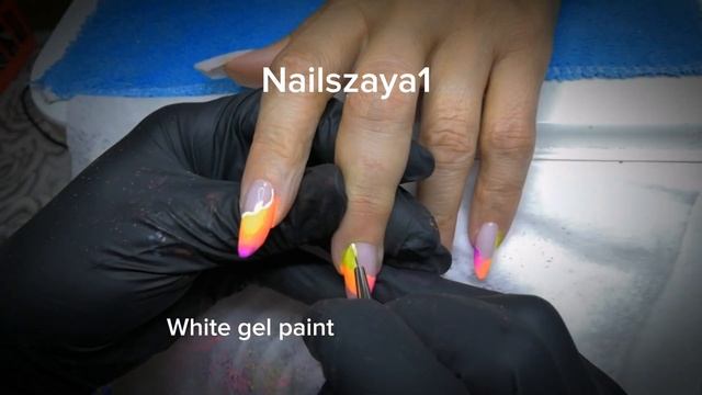 neon mix 👀😍tutorial, at the same time draw on the two hands 😉💅