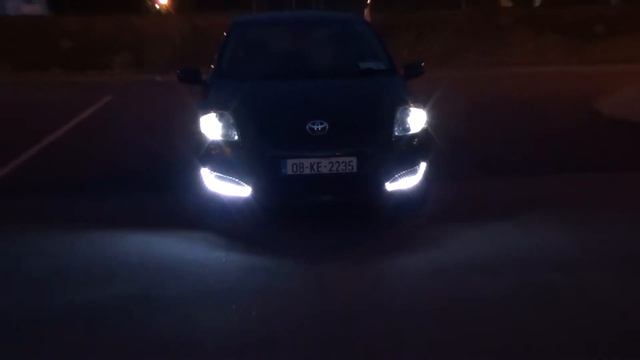 AURIS White LED lights, daytime running lights смотреть онлайн