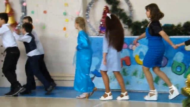 НОВОГОДНИЙ УТРЕННИК 23.12.2016 г. смотреть онлайн