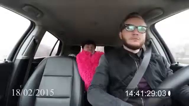 Taksist Rusik i ego 50 OTTENKOV SEROGO смотреть онлайн