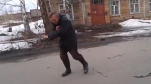 пьяный мужик в п.Билимбай