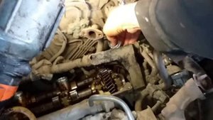 Toyota 1MZ-FE (V6 3.0l), ЗАМЕНА ПРОКЛАДКИ КЛАПАННОЙ КРЫШКИ....mp4