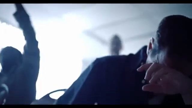 Invinible feat Ester Dean смотреть онлайн