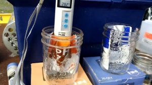 How to calibrate the HM Digital PH 200 & Com 200 EC meters