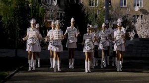 Дефиле барабанщиц