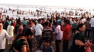 Bhavnagar (Gujrat, India) Ganesh Visarjan 2015 (exclusive video) Проводы Ганеши в море!