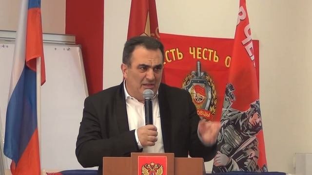 Маис Курбанов