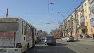 Барнаул, проспект Строителей (Красноармейский проспект)  --  Барнаул, проспект Ленина (ул. Титова)
