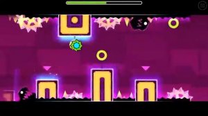 Прошол последний уровень в geometry dash meltdow на три монетки!