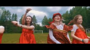 Изба ходит ходуном