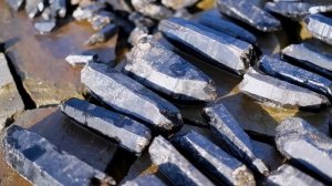 Камень морион, свойства таинственных черных кристаллов