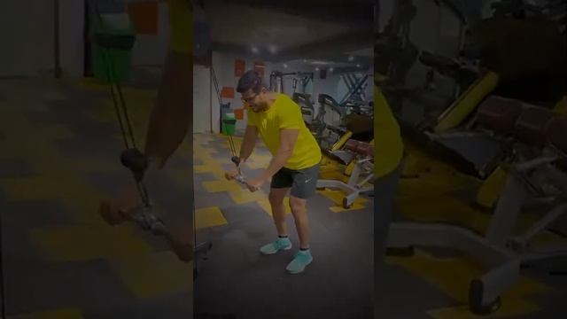 A day with L-Arginine by Vogue Wellness смотреть онлайн