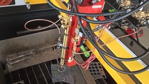 Установка газокислородного резака на станок плазмы