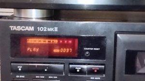 Кассетная Дека TASCAM 102 MKII Видео работы.