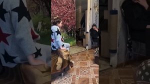 ИРИШКА ЧИКИ ПИКИ ДУМАЕТ ЧТО ПЕША ЕЙ ИЗМЕНЯЕТ