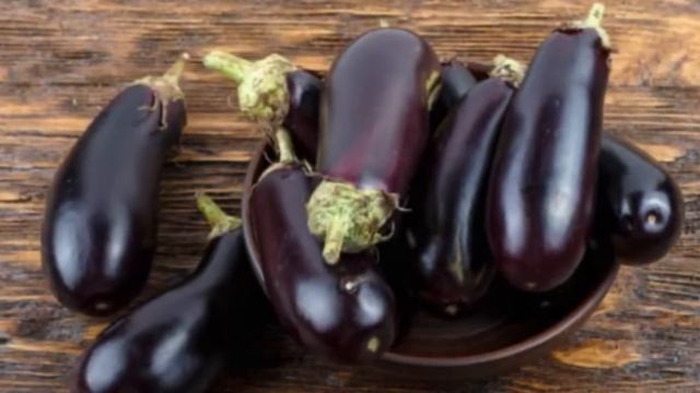 Даже один БАКЛАЖАН может вызватьНЕОБРАТИМЫЕ ПРОЦЕССЫ в организме. Польза баклажанов!! смотреть онлайн