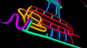 ресторан Jisco k-pop в ТЦ Галерея г. Санкт-Петербург . Произвели внутреннее оформление.