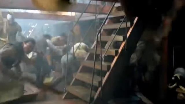 Как маленькое ядро топило корабль размером с пятиэтажку? смотреть онлайн