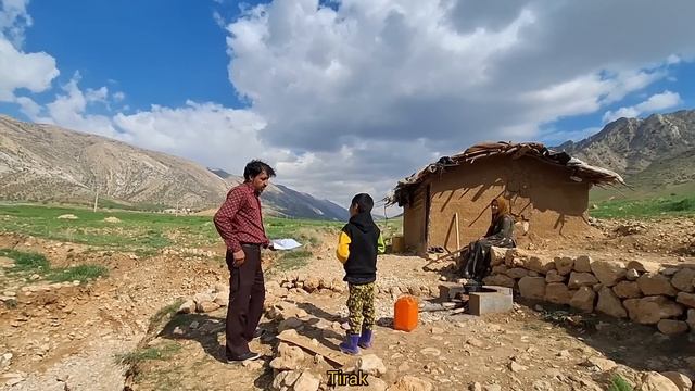 Conflict and tension between Maryam's family and her ex-husband смотреть онлайн