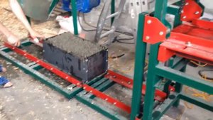 Линия по производству арболитовых блоков.